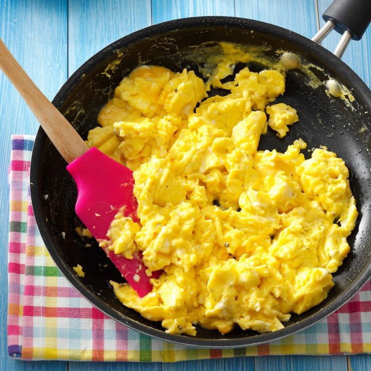 how-to-cook-scrambled-eggs-in-microwave-without-milk-microwave-recipes