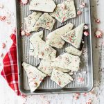 Homemade chocolate peppermint bark - Foodness Gracious